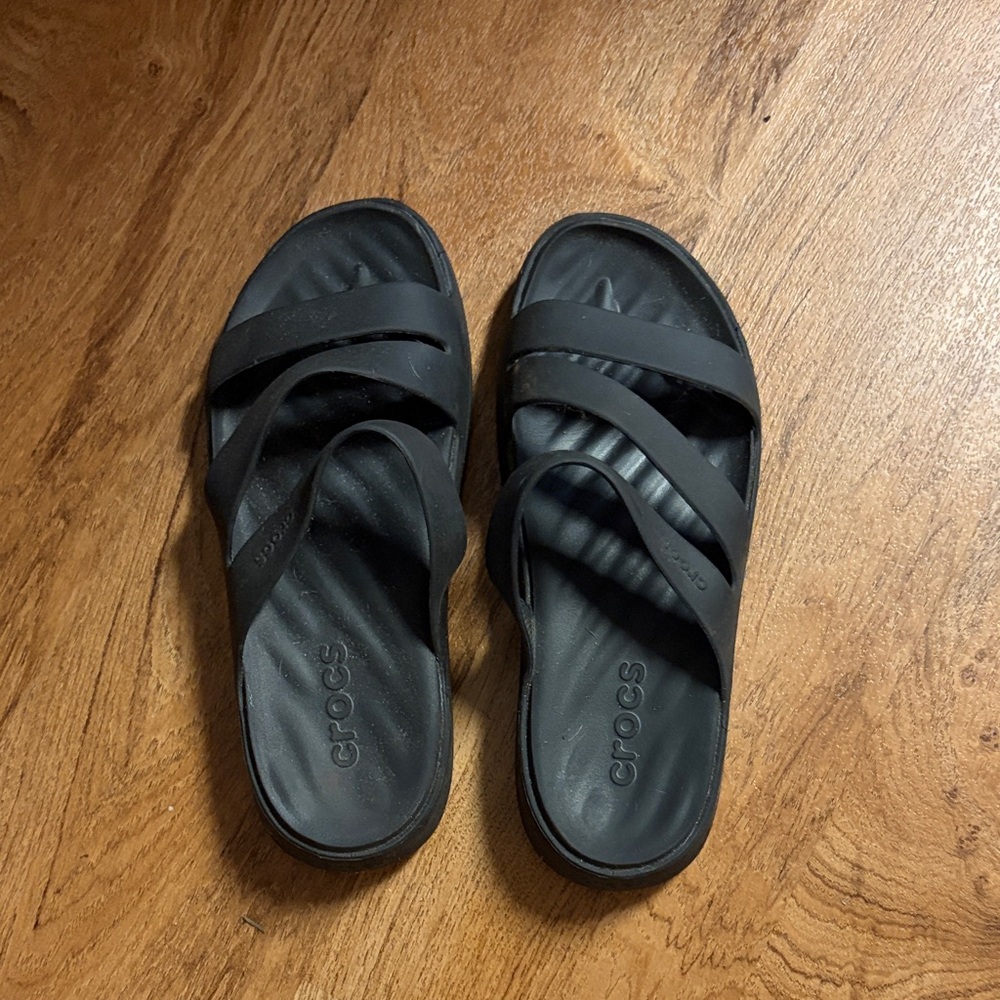 CROCS Black Crisscross Slide Sandals